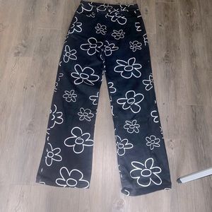 NWOT Drygoods Black Flowered Pants/ Highwaisted